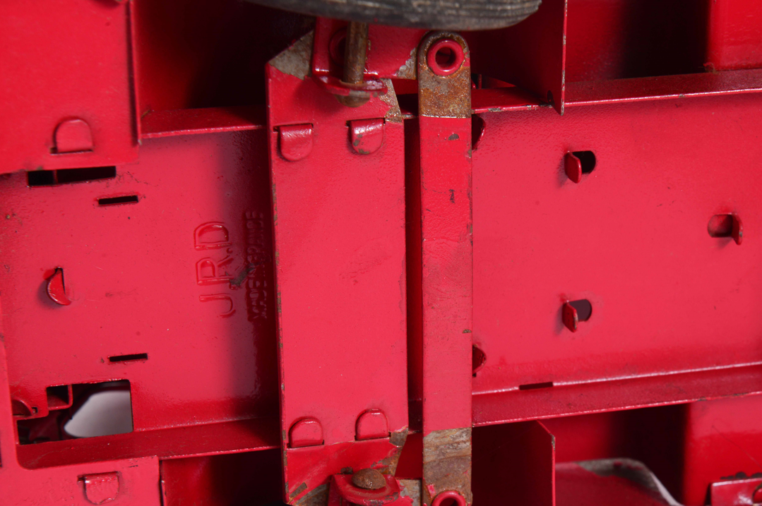 Camion de pompiers avec 4 personnages.4