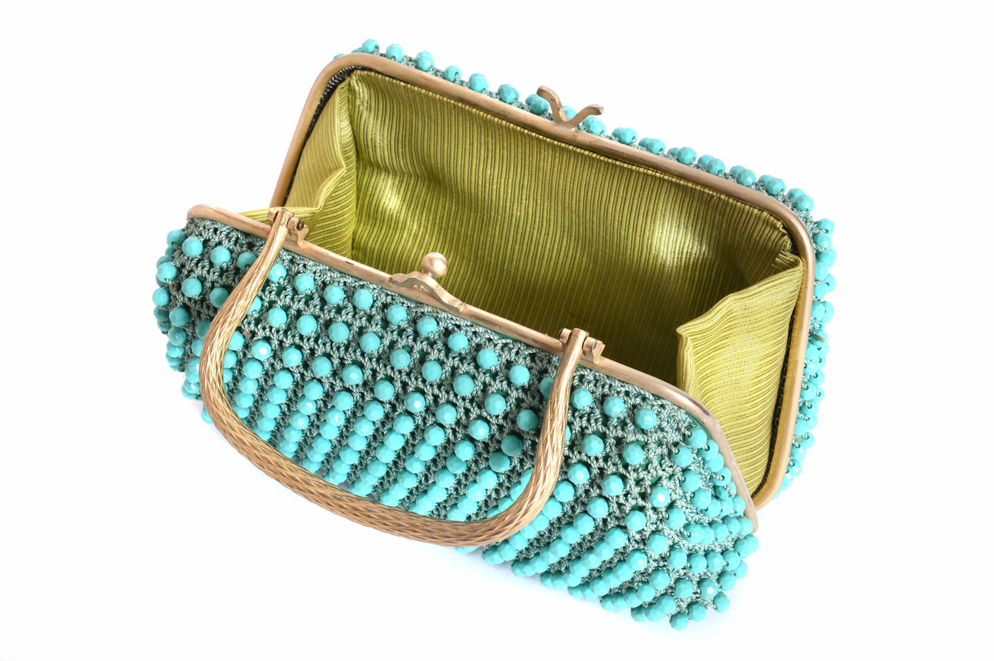 Sac à main brodé avec des perles plastiques bleu.3