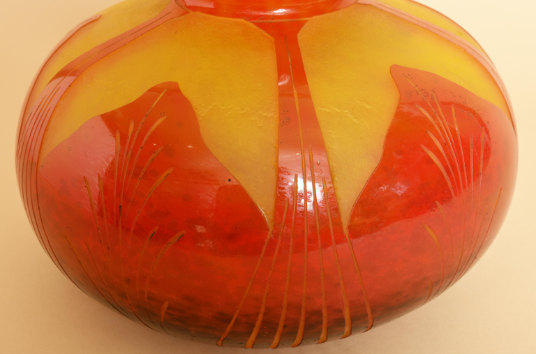 vase signé le verre français.4